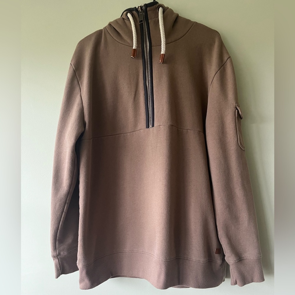 Men’s Brown outpost makers half zip hoodie. Size XL. Great condition rustic look